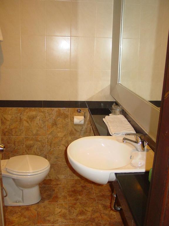 Hotel Wisata Палембанг Номер фото