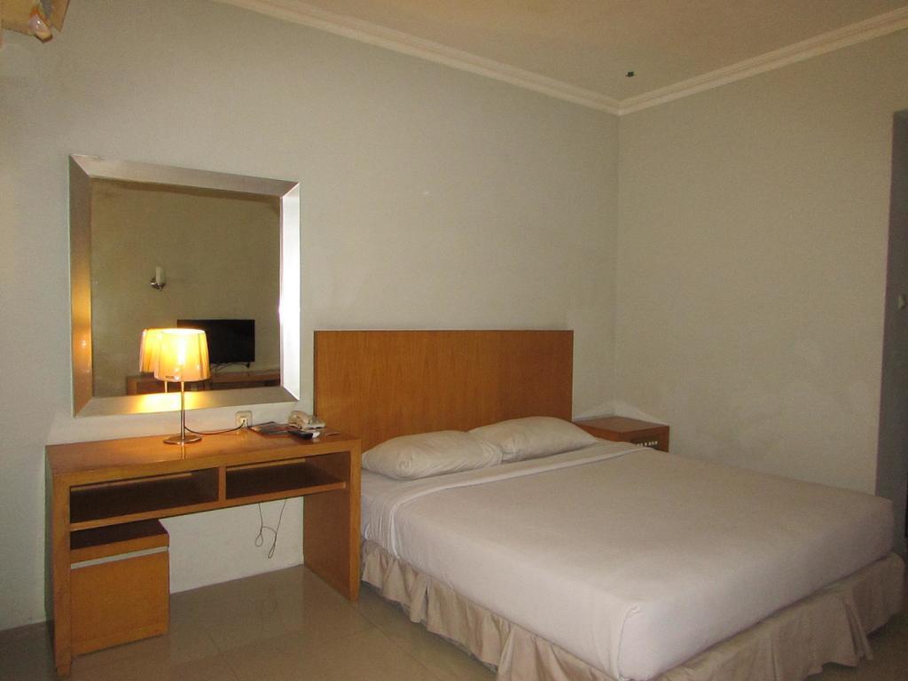 Hotel Wisata Палембанг Номер фото